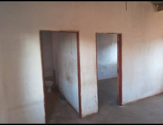 2 BEDROOM HOUSE FOR SALE IN BRAM FISCHERVILLE